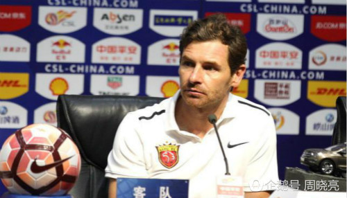 自己称王？武磊无视球德被队友无视对手掐脖理论