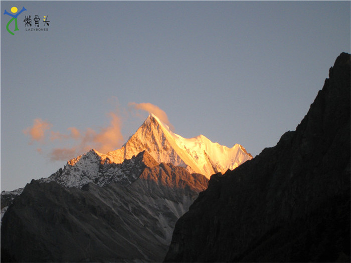 稻城亚丁几月份去最合适,稻城亚丁几月份去适合