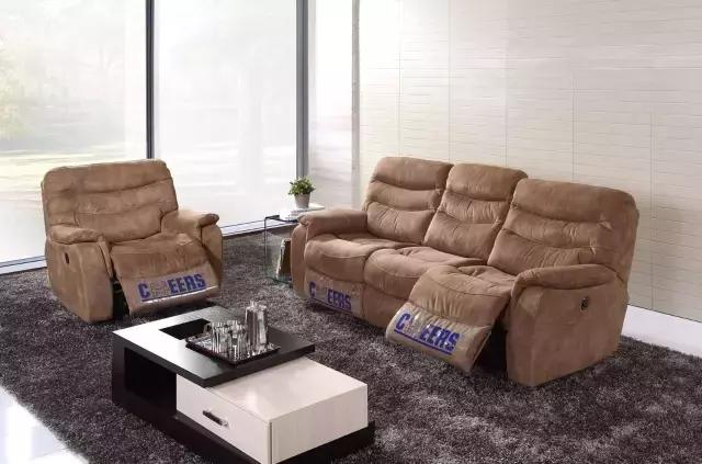 揭秘沙发大亨黄敏利！身价140亿，靠卖沙发成了家具业的隐形冠军｜闽商说