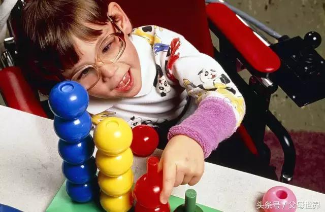 脑瘫的患者要注意什么,智障脑瘫和自闭儿童是怎么造成的
