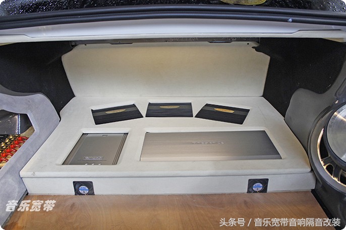 新款奔驰c级改装包围套件,2022奔驰c级音响改装方案