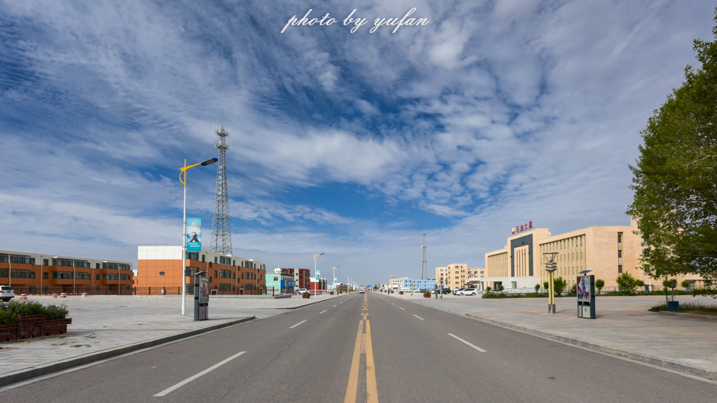花土沟在罗布泊边缘吗,青海海西德令哈市花土沟