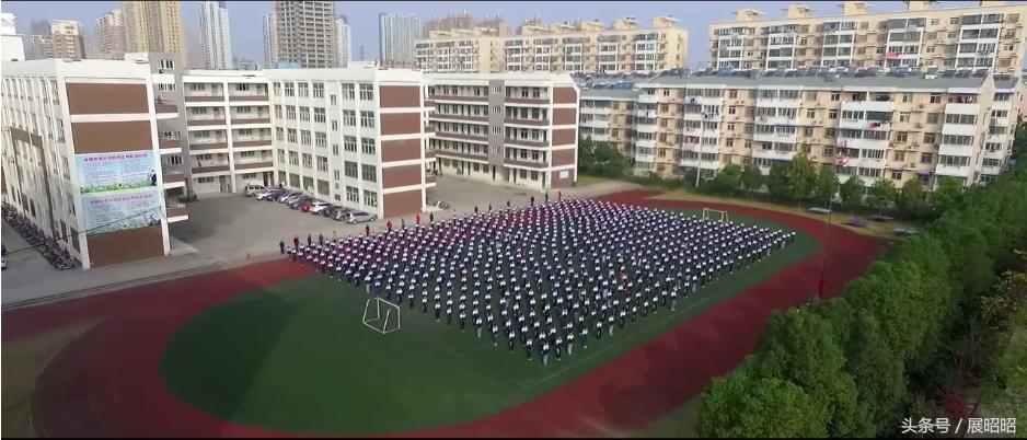 育英中学初中部到底怎么样,育英中学真的存在吗