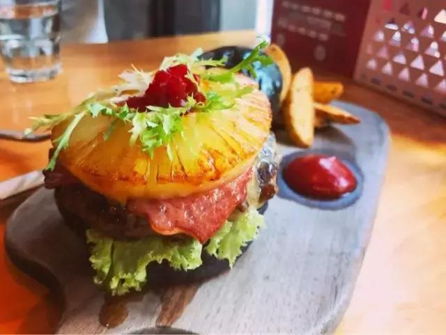 厦门怪异餐厅,厦门稀奇古怪的店铺