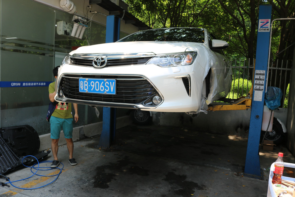 如何选择适合的汽车底盘装甲,底盘装甲和底盘装甲哪个好