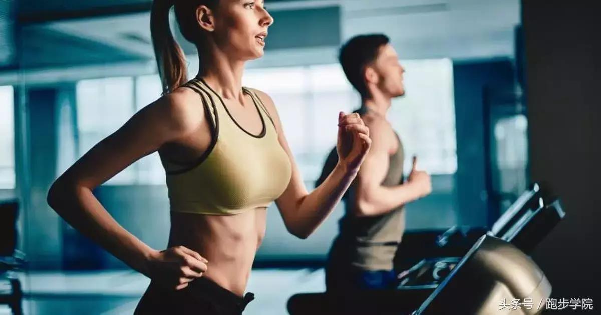 大热天跑步效果好么,跑步机跑步新手要注意哪些