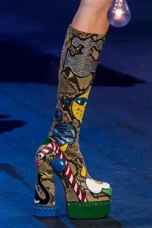 ysl爆款高跟鞋,ysl高跟鞋奇葩