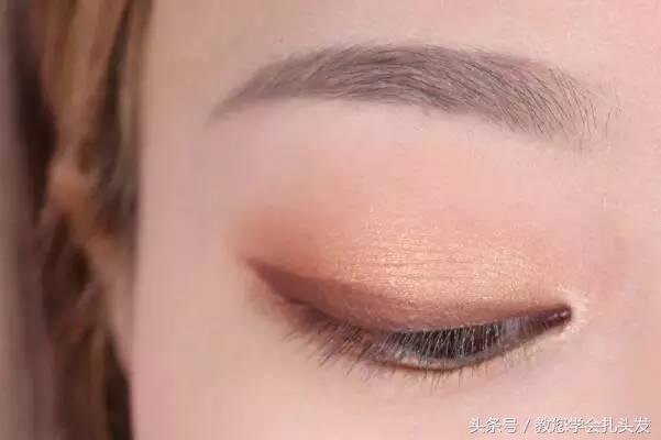 头发长了不要剪，简单做一款打毛花苞头，女神气质十足！