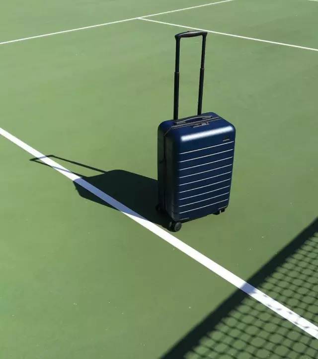 1家实体店2年卖出100,000+的行李箱，到底有啥牛逼的？