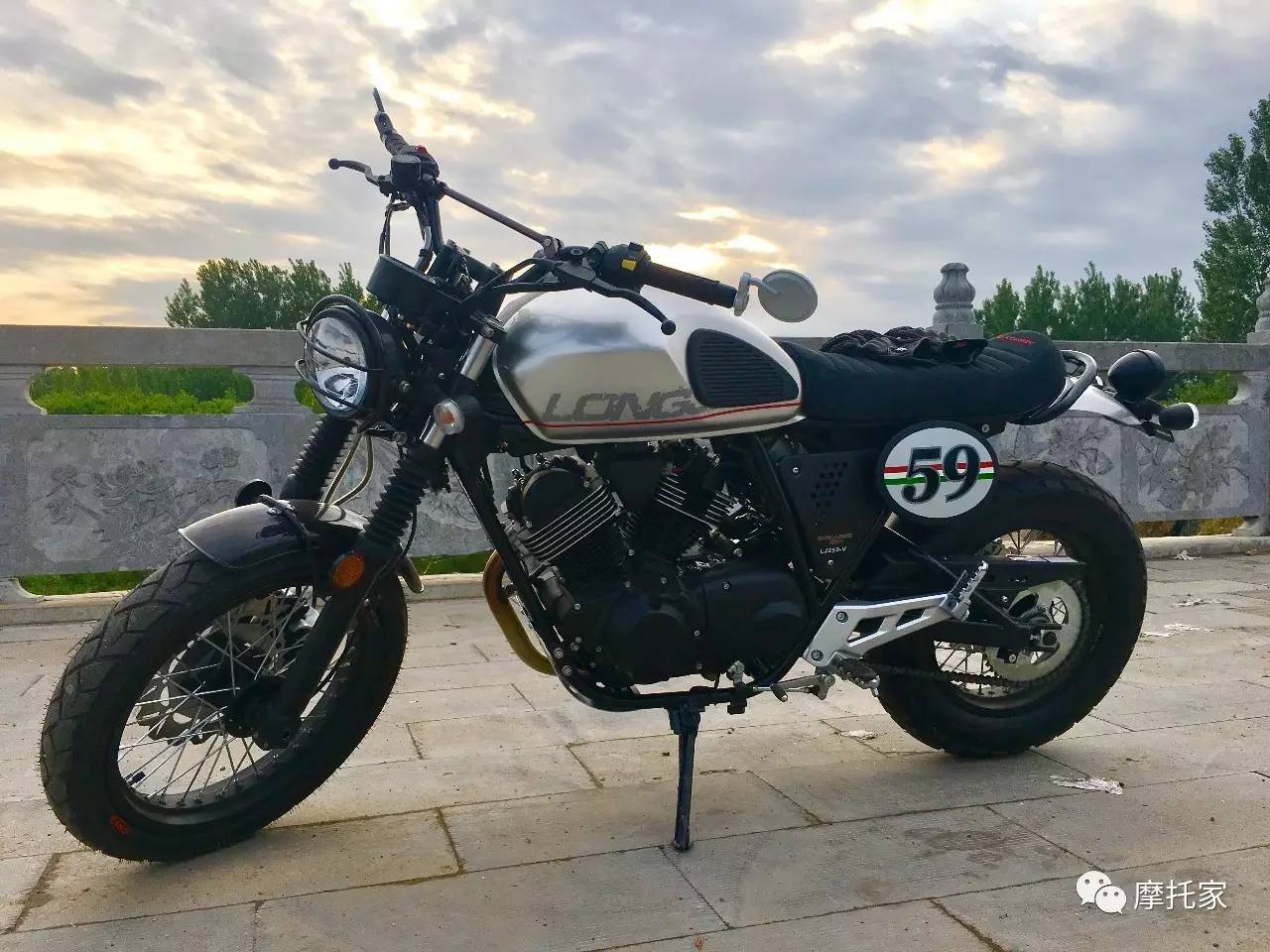 龙嘉v咖250可以跑长途吗,国三龙嘉v咖250测评