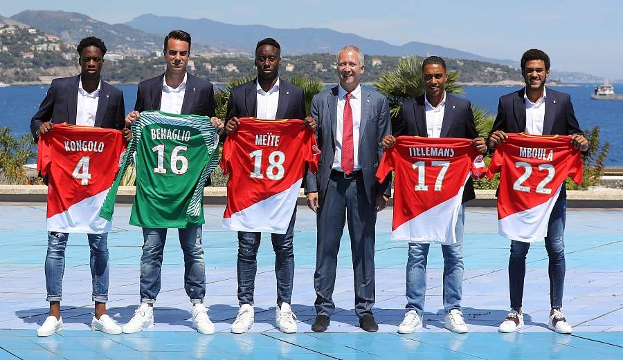 巴黎圣日耳曼vs摩纳哥内马尔角球,法甲赛季前瞻