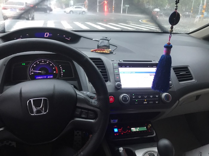 雷克萨斯rx200t哪个版本实惠,雷克萨斯rx200t加不上油