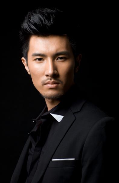 演的了偶像派做的了CEO他就是低调奢华还玩儿命努力的高富帅