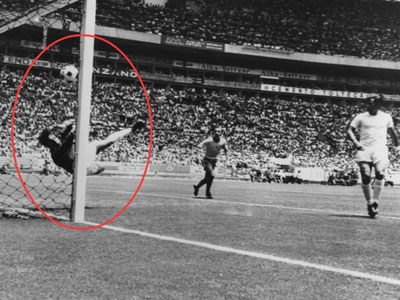 一夫当关万夫莫开是哪首诗,一夫当关万夫莫开是四字成语吗