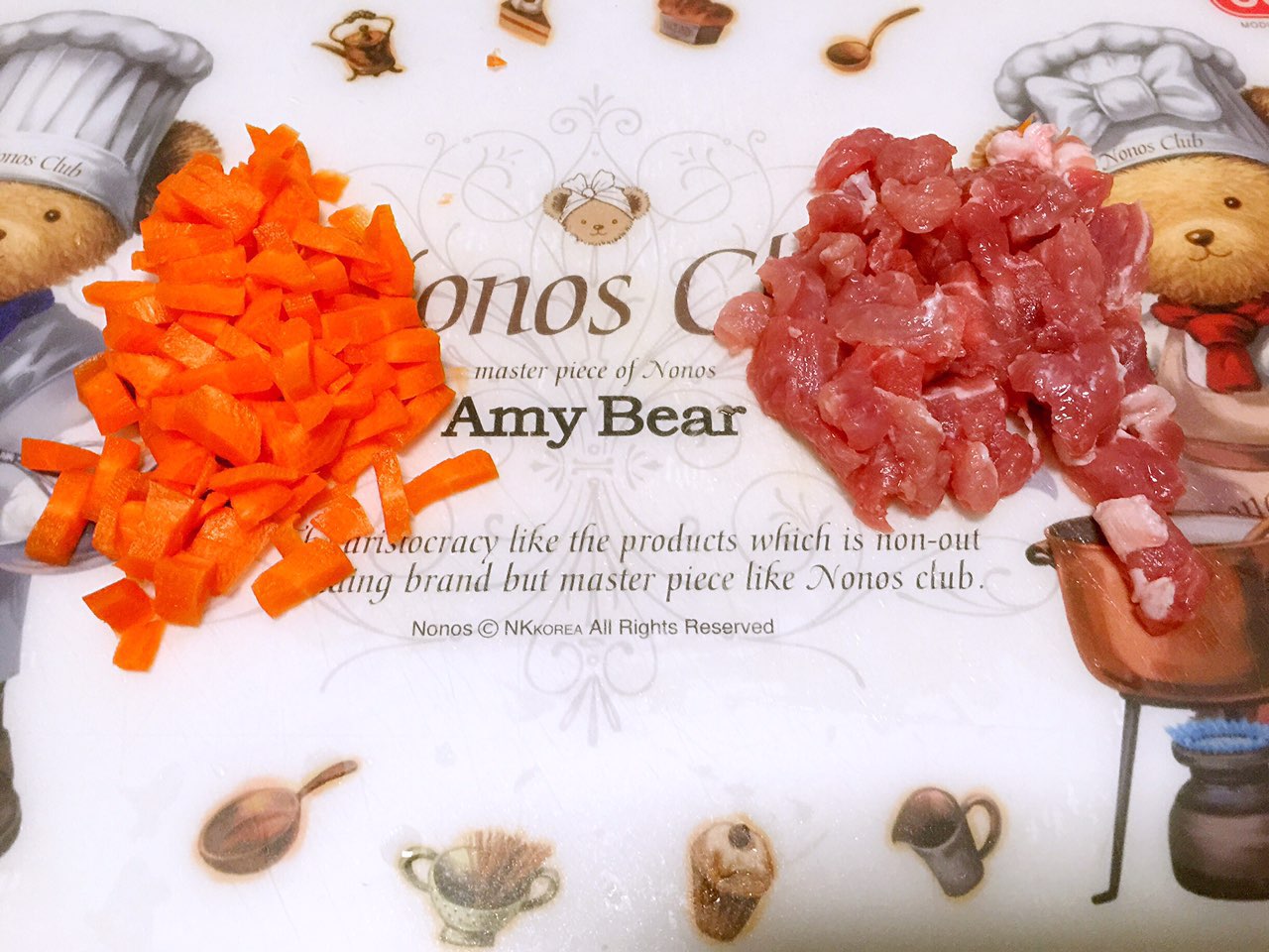 宝宝小馄饨辅食馄饨皮,馄饨辅食怎么调又鲜又嫩