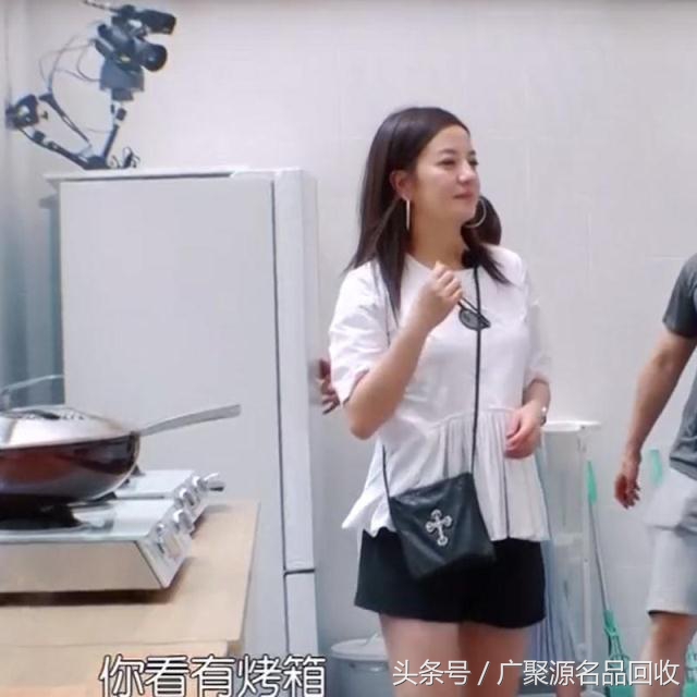 中餐厅赵薇同款包包,赵薇同款斜挎包金色