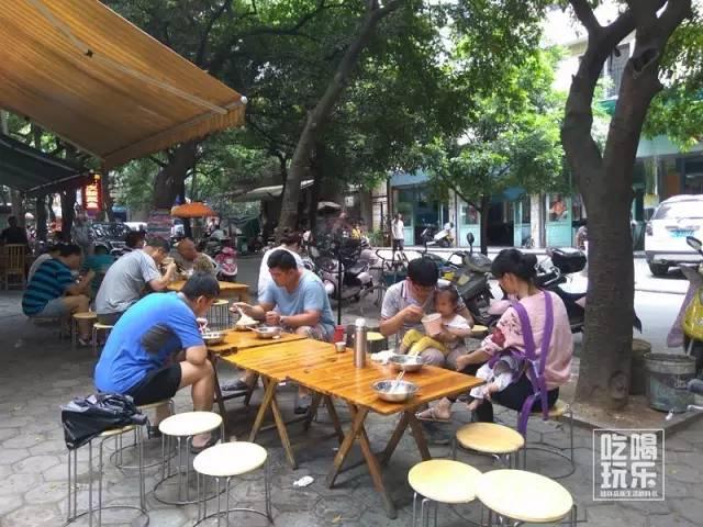 桂林人吃早饭的地方在哪,桂林人吃什么主食