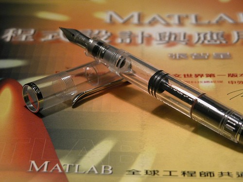 pelikan钢笔评测,小白点直液式钢笔测评