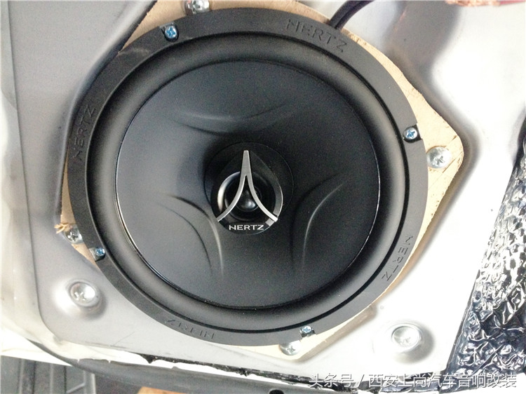 静夏来袭-三菱帕杰罗升级SANSUI-山水隔音意大利赫兹音响