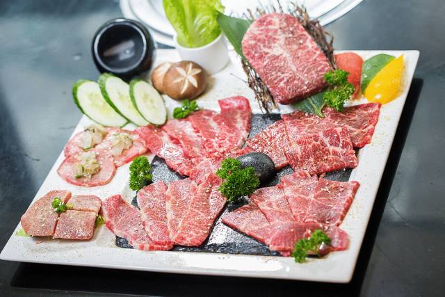 这家店开在体育西最“尴尬”的位置，仅用一年就风靡全广！