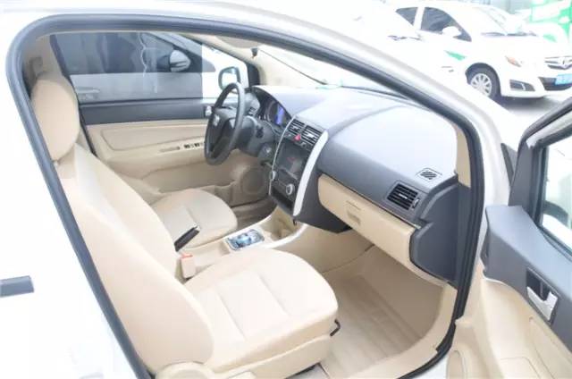 鐑熷彴鍏变韩姹借溅鍝釜骞冲彴鏂逛究渚垮疁,鐑熷彴甯傜粡娴庡疄鎯犵殑鍏变韩姹借溅