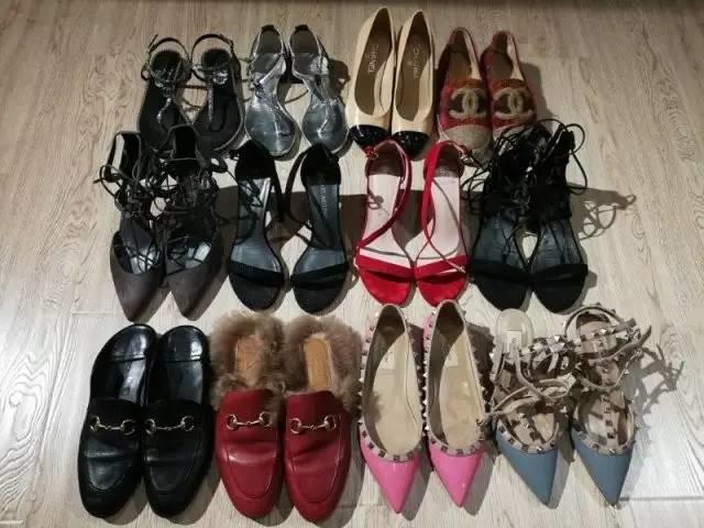 女生到底要有多少双RV、JIMMCHOO鞋才能满足啊？