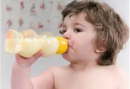含cpp和乳铁蛋白的奶粉推荐,CPP在奶粉中的作用与功效