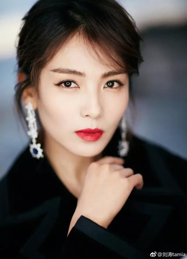 脸型扁平要刘海还是不要刘海好,空气刘海加八字刘海适合什么脸型