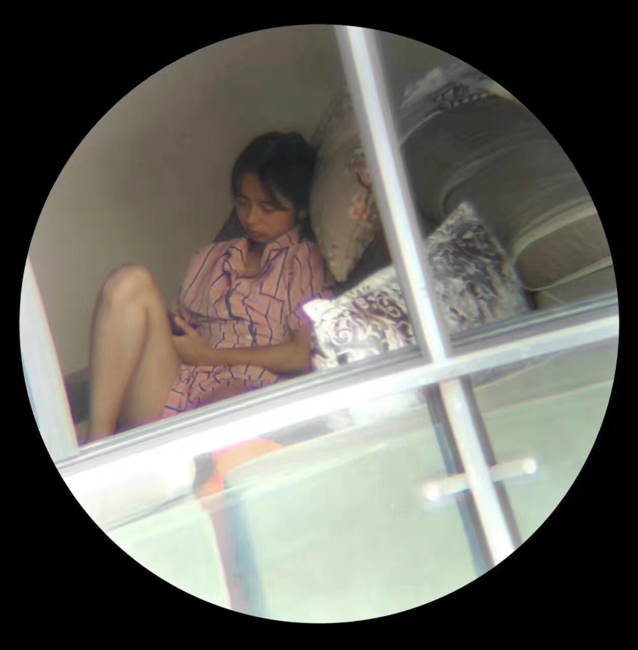 新研发一款观鸟镜，6公里外看车牌号