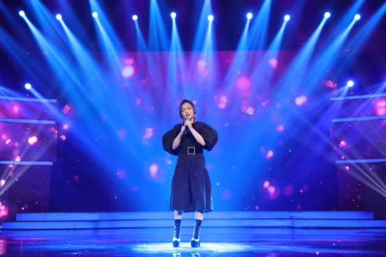 徐佳莹嗨唱,超强音浪美琪和徐佳莹