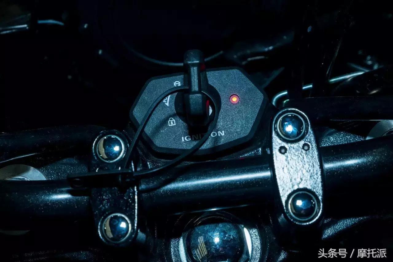 2019款豪爵铃木dl250测评,2024款豪爵铃木dl250有abs吗