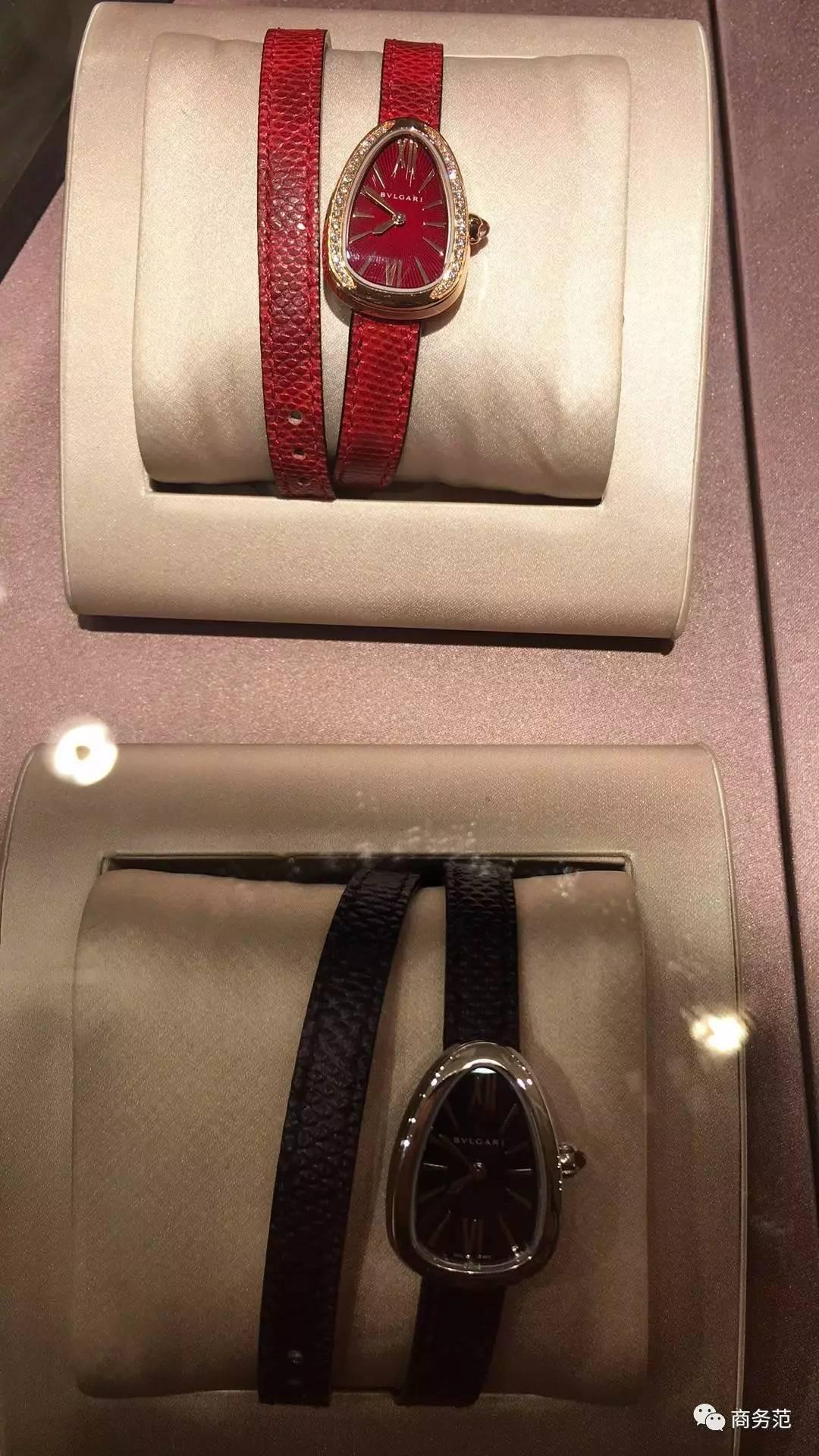 这个免税店大牌彩妆65折，手表买一送一，我可能逛了假机场