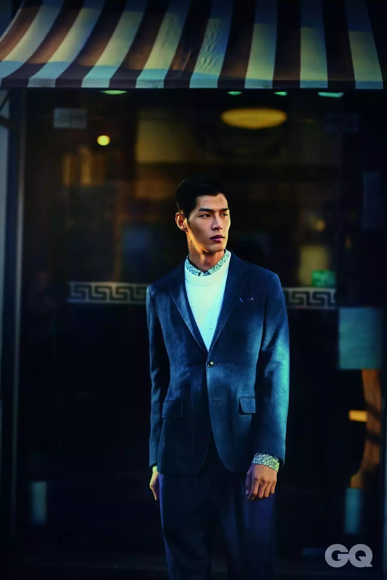 你明天再穿牛仔来上班，我就给你涨薪了啊