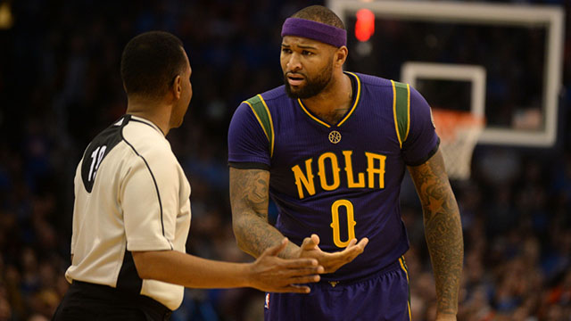 考神浓眉联手双塔,中锋凋零