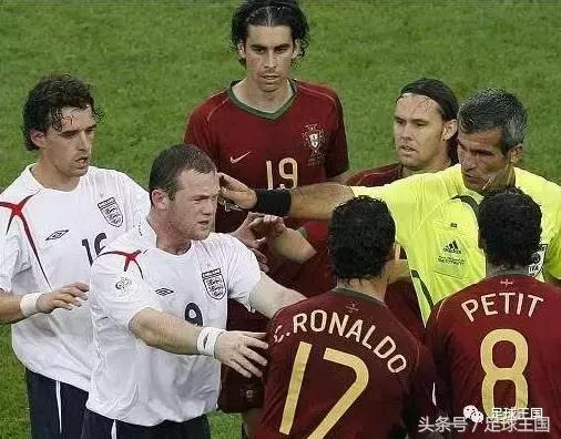 鲁尼告别曼联时代,鲁尼成为自由球员