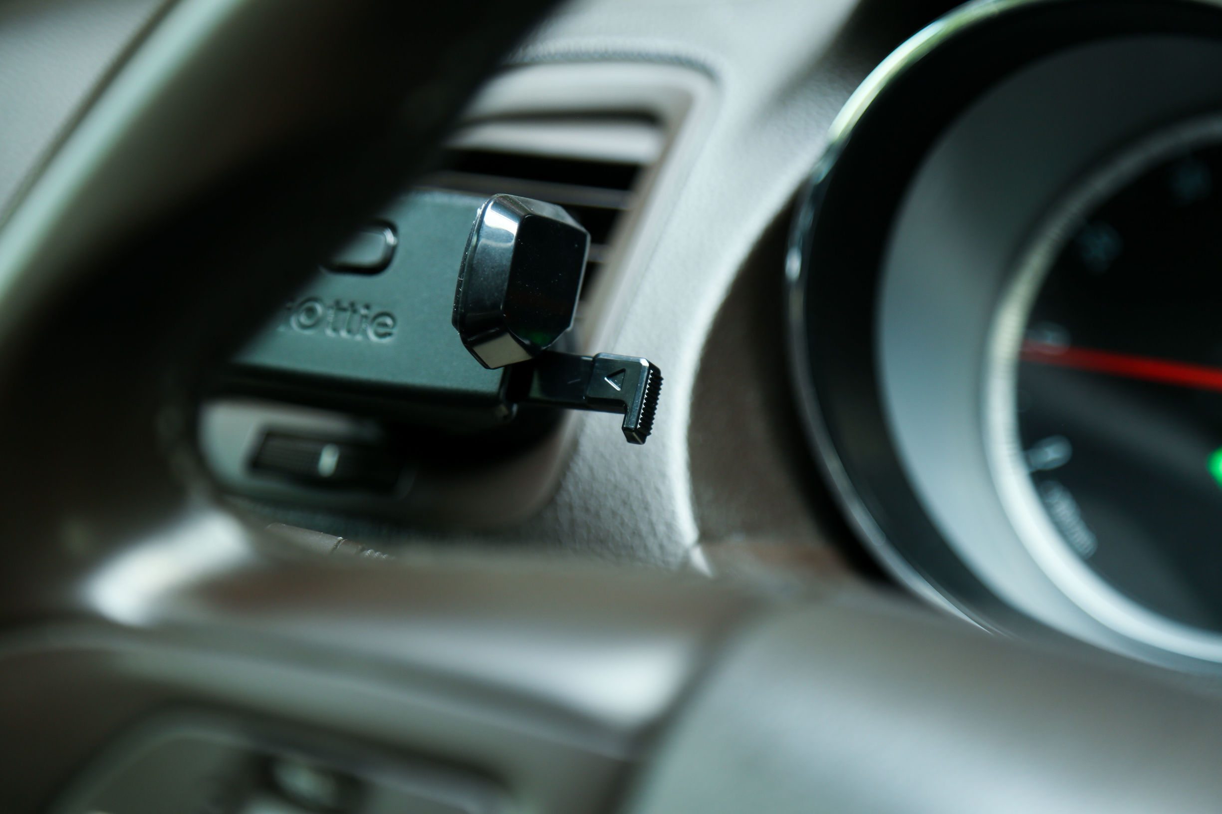 车载导航支架排前十名,车载360度导航支架