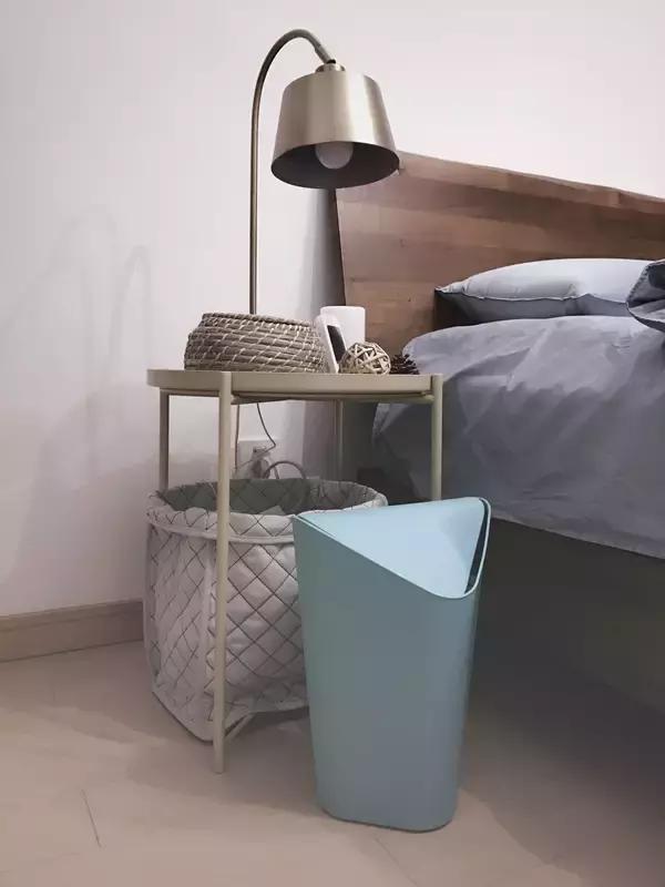 老公在打工老婆在家打扮,老公外面打工老婆在家装病