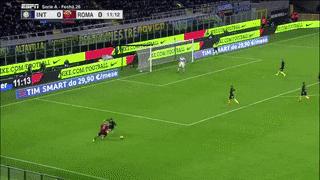 足坛现役5大远射高手，中超绿巨人浩克强势上榜，榜首无悬念