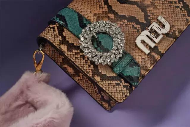 prada七夕限定包包款式,prada七夕星月包