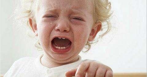 一岁宝宝被吓到扎针,一岁半宝宝被人吓到了民间土方法