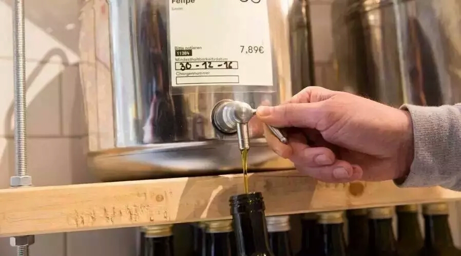 商业：新零售业又冒出新笋，这次谁会来分一杯羹呢