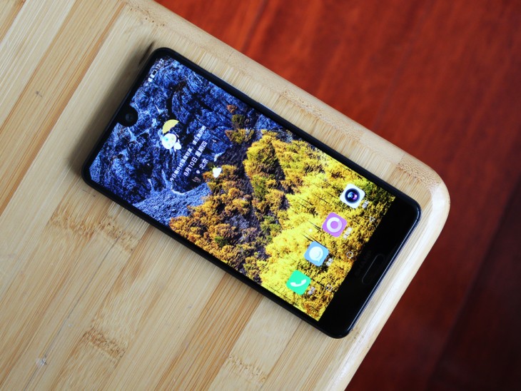 异形全面屏简洁系统UI美人尖夏普AQUOSS2评测体验