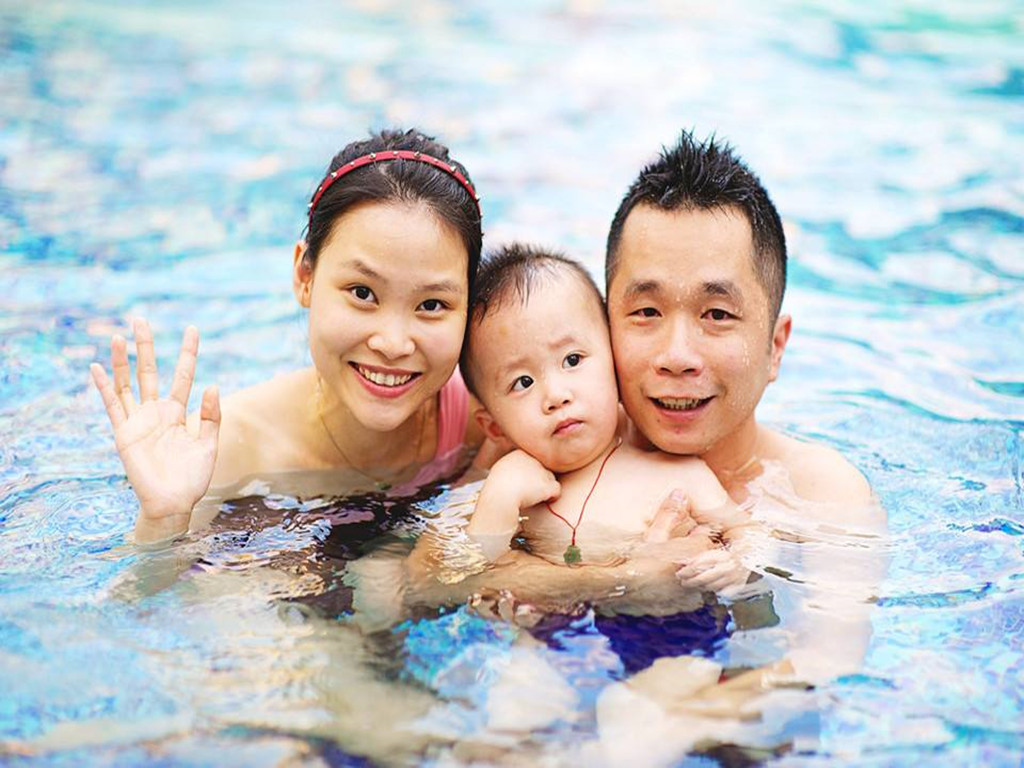 宝宝怕洗澡,一岁宝宝突然怕水怎么回事