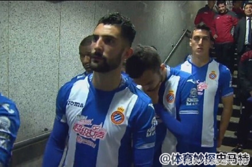 皇马球衣胸前广告大全,足球球衣胸前冠军徽章