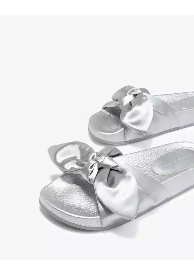 好想穿拖鞋上班~这里为你挑好了十几双！