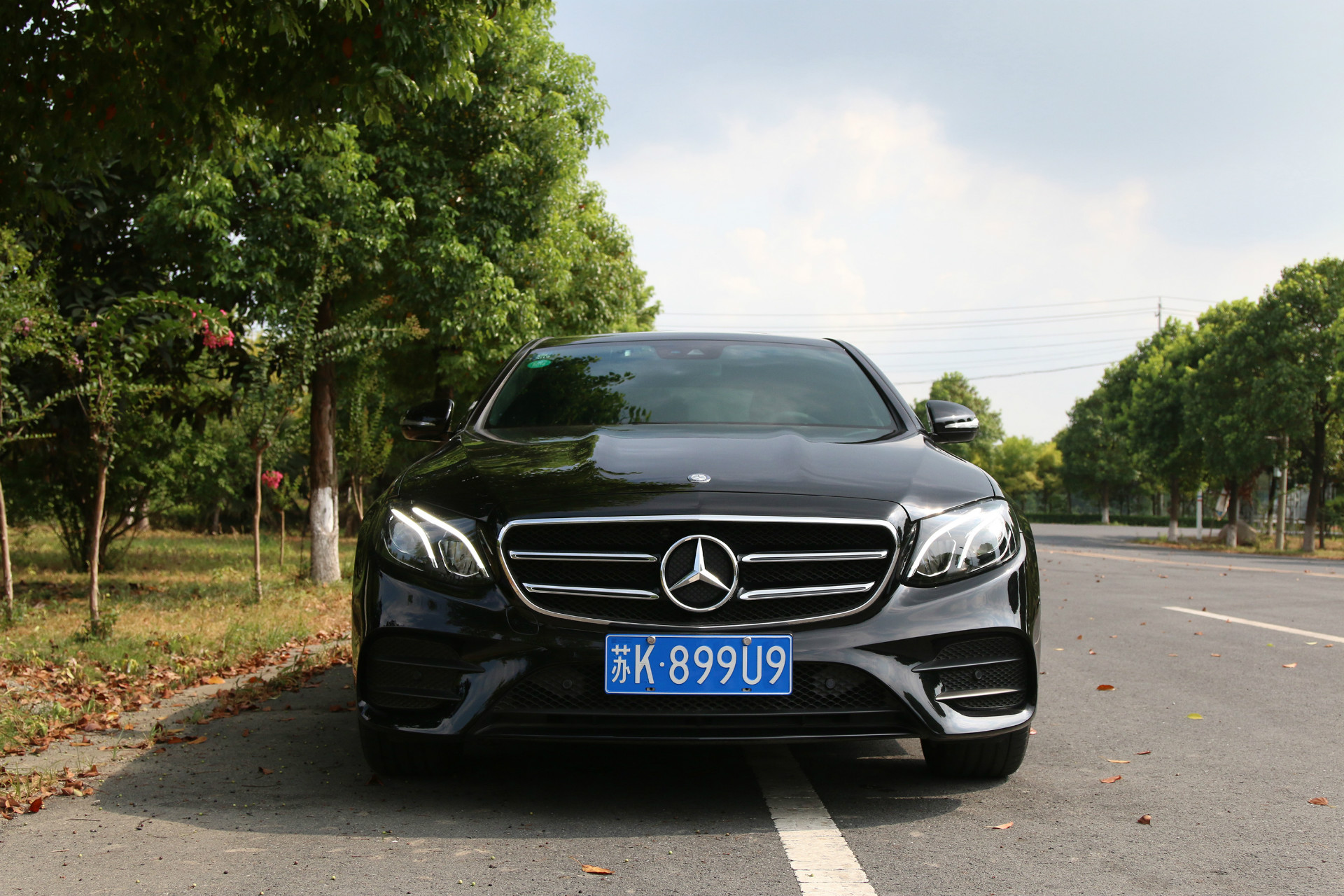 奔驰e级e200的争议点,奔驰e级2024款e200配置参数