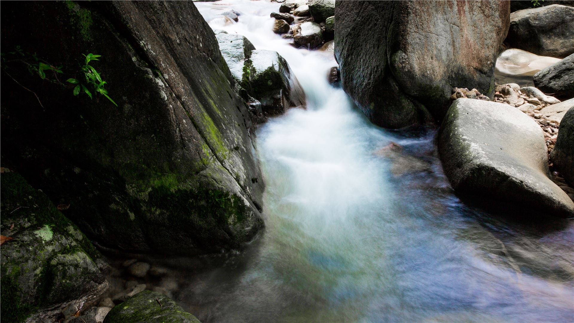 石梁飞瀑高清图,天台山国清寺石梁飞瀑一日游