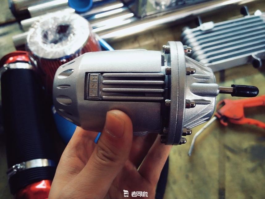 爆改最快五菱宏光百公里加速,五菱宏光算什么级别车