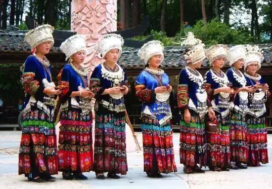 凯里黄平苗族服饰穿戴,凯里苗族服饰大全