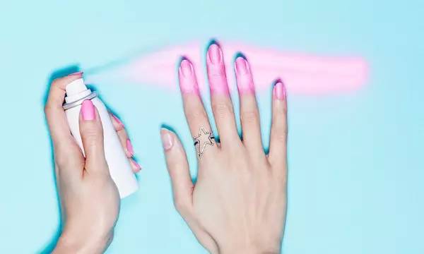 打个赌！看完这100款时髦美甲，你会种下一片草原